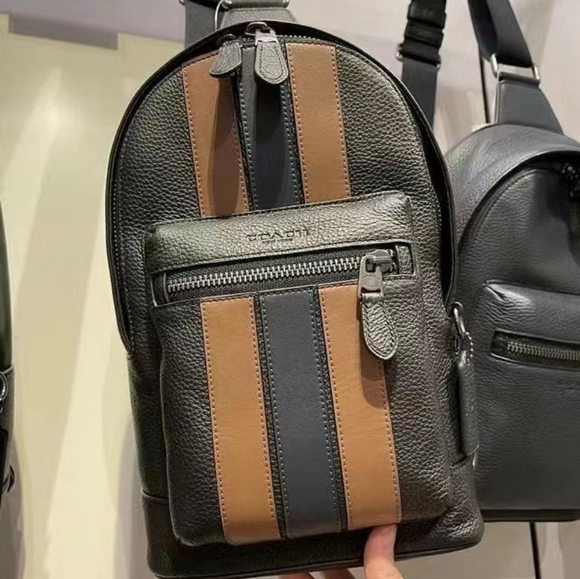 NWT 100% authentic COACH West Pack Varsity Leather Unisex Crossbody - Picture 2 of 8